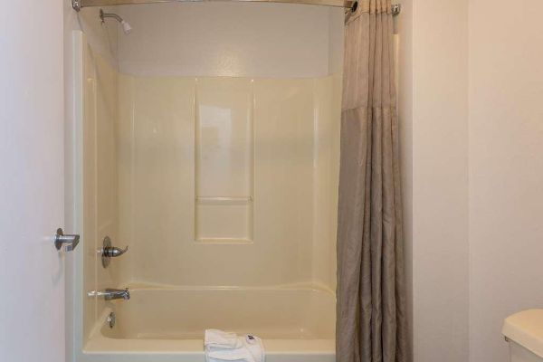 COUNTRY HEARTH INN AND SUITES (Leesburg)